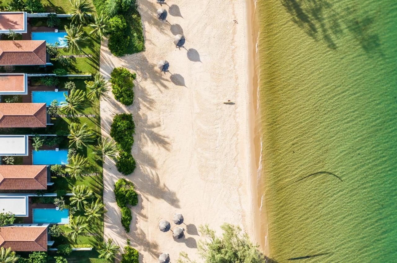 Vinpearl Resort & Spa Phu Quoc Extérieur photo Aerial view of the beach