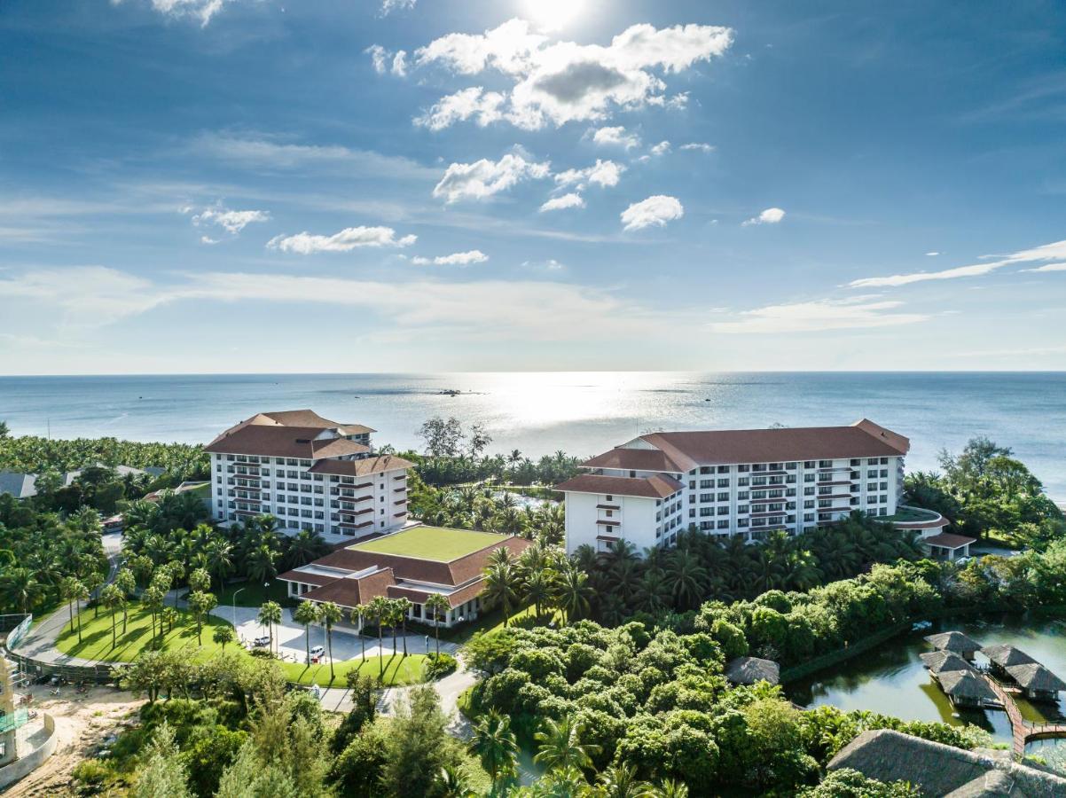 Vinpearl Resort & Spa Phu Quoc Extérieur photo The Royal Paradise Hotel and Spa