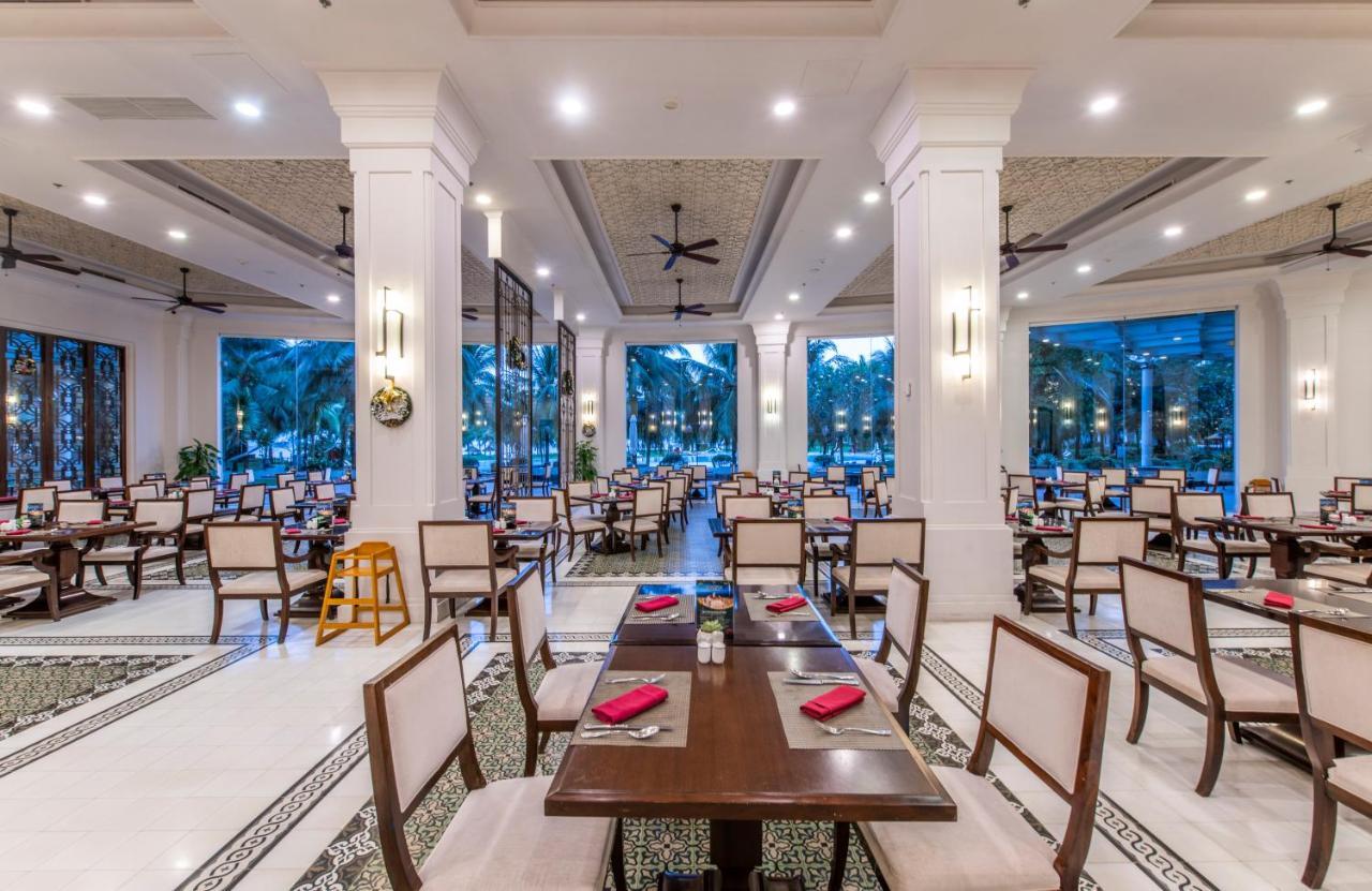 Vinpearl Resort & Spa Phu Quoc Extérieur photo The restaurant at the hotel
