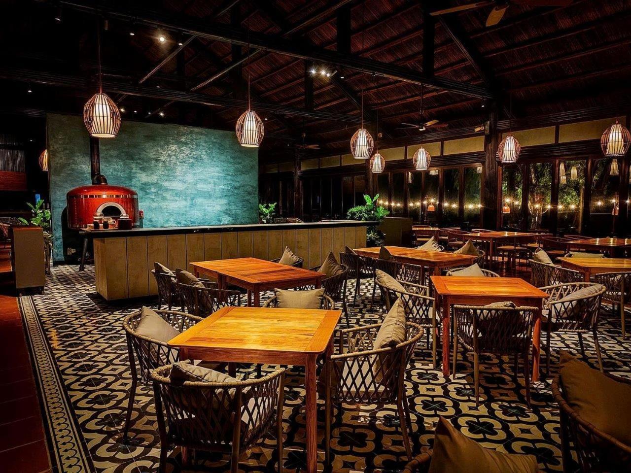 Vinpearl Resort & Spa Phu Quoc Extérieur photo Interior of the restaurant